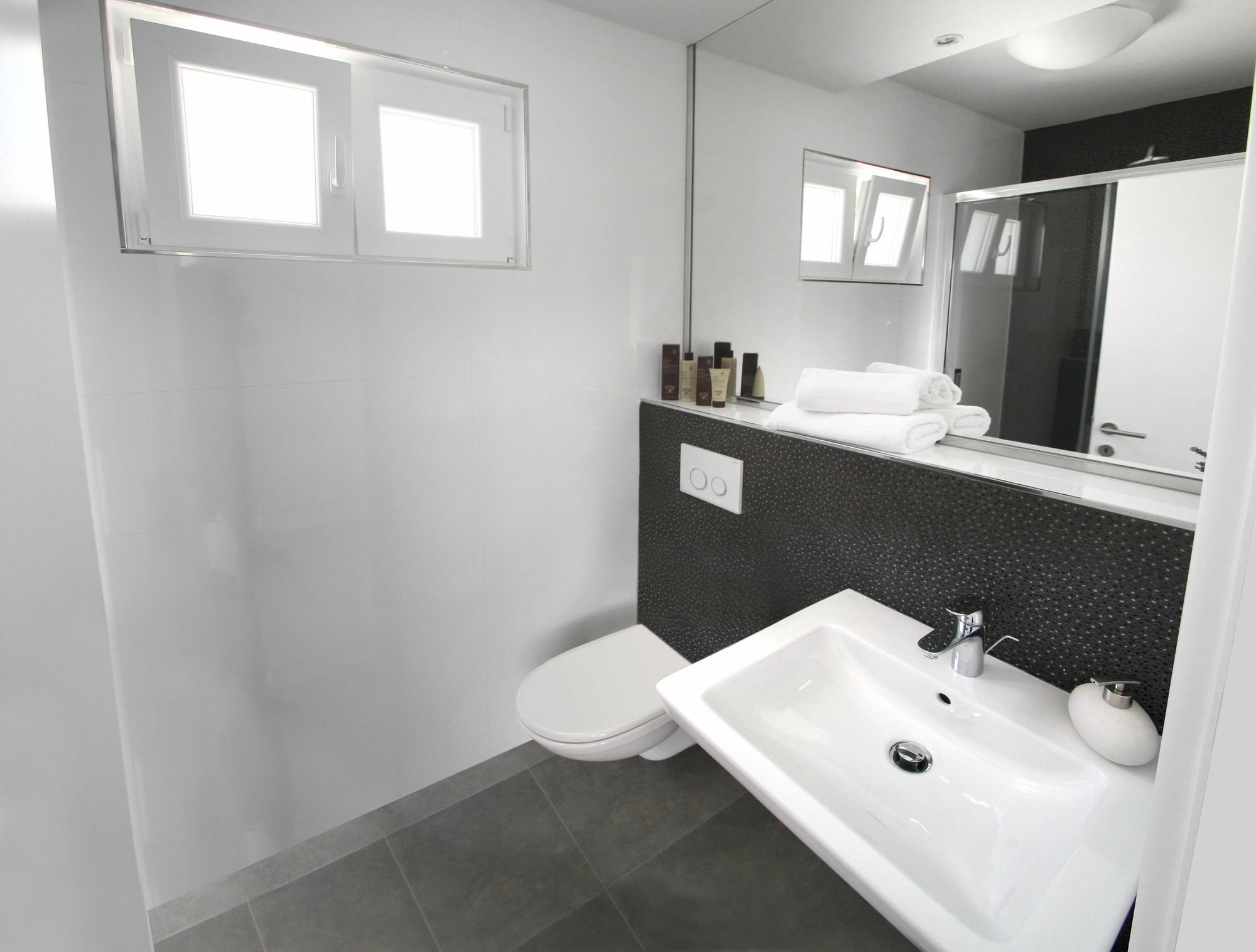 Villa Lavanda Deluxe โรกอซนิซา ภายนอก รูปภาพ
