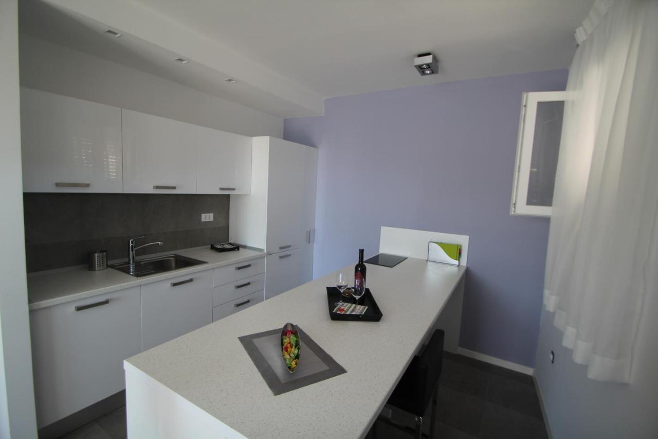 Villa Lavanda Deluxe โรกอซนิซา ภายนอก รูปภาพ